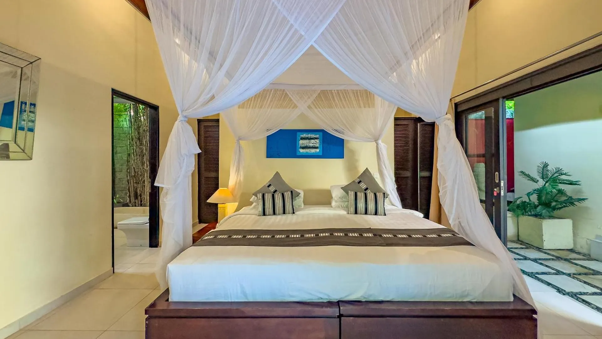 Villa Bugis Abimanyu Seminyak 0*, Seminyak (Bali)