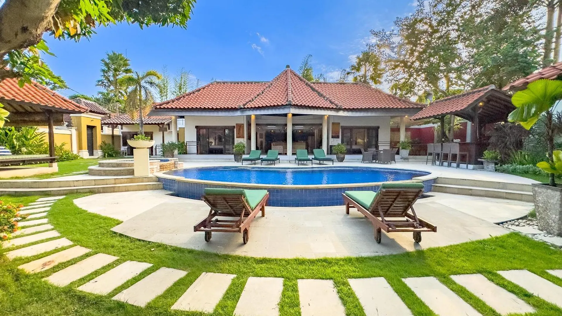 Villa Bugis Abimanyu Seminyak