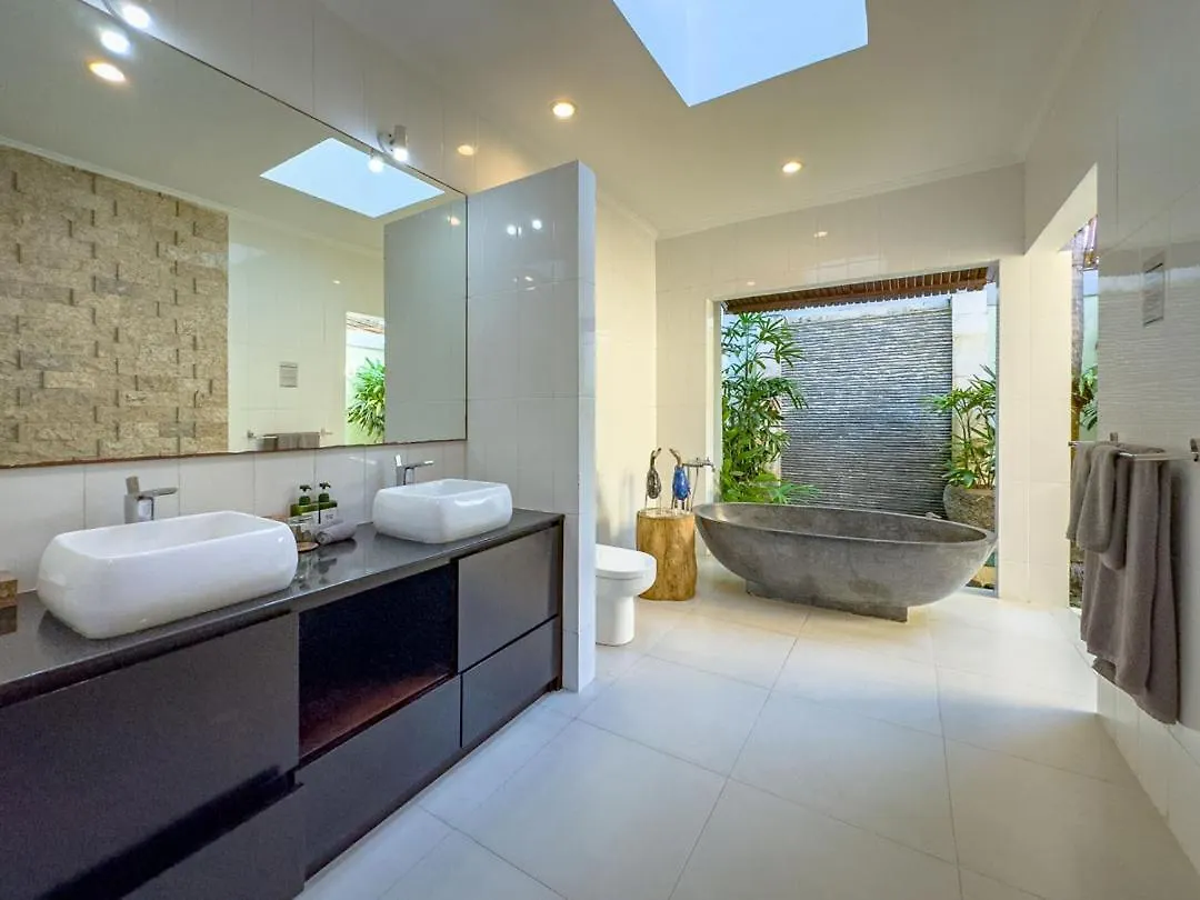 Villa Bugis Abimanyu Seminyak