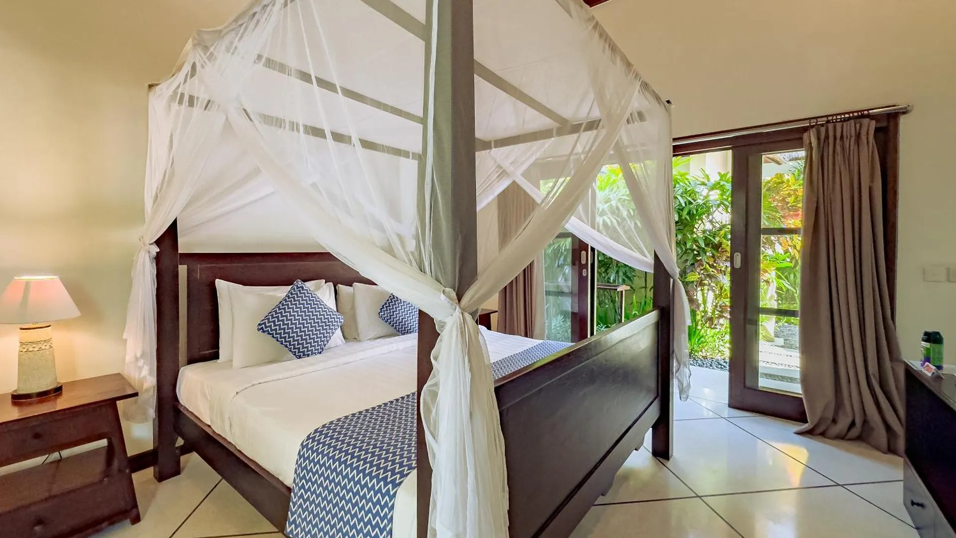 Villa Bugis Abimanyu Seminyak  Seminyak (Bali)