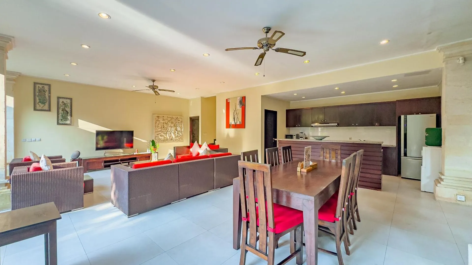 Villa Bugis Abimanyu Seminyak