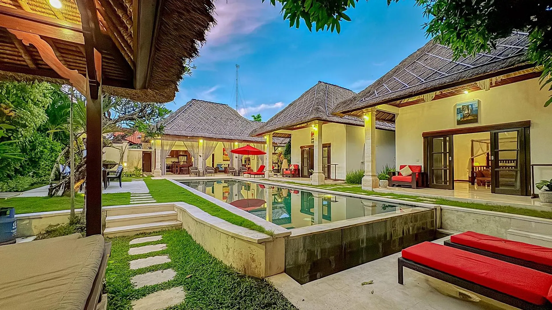 Villa Bugis Abimanyu Seminyak Indonesia