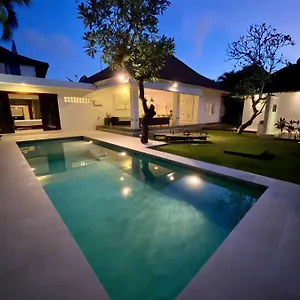  Villa Emma | Heart Of | 350m